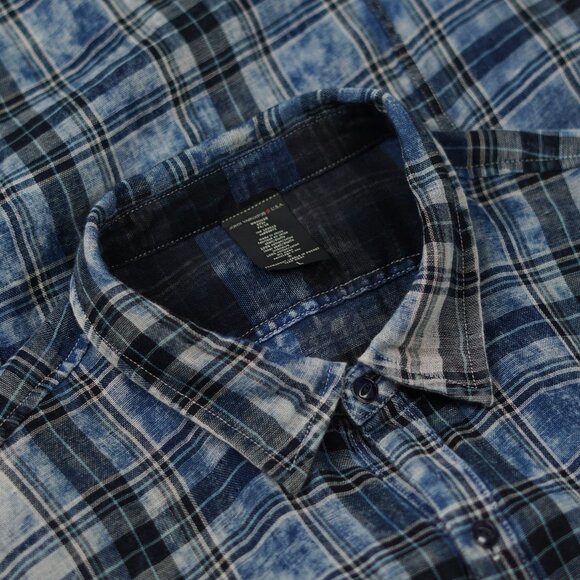 John Varvatos U.S.A. Reversible Plaid Cotton Shirt - Picture 13 of 14